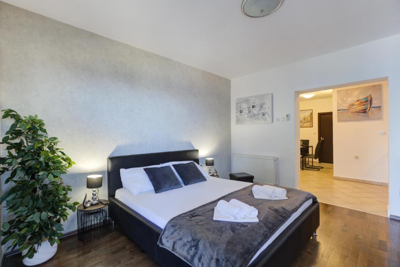 Apartments Matia 塞尼 外观 照片